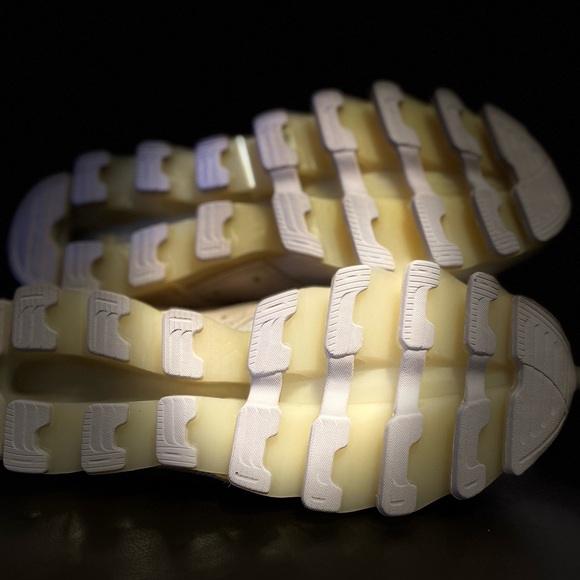 Rick Owens x Adidas in the "Triple White" *Made in Italy* - Picture 2 of 6